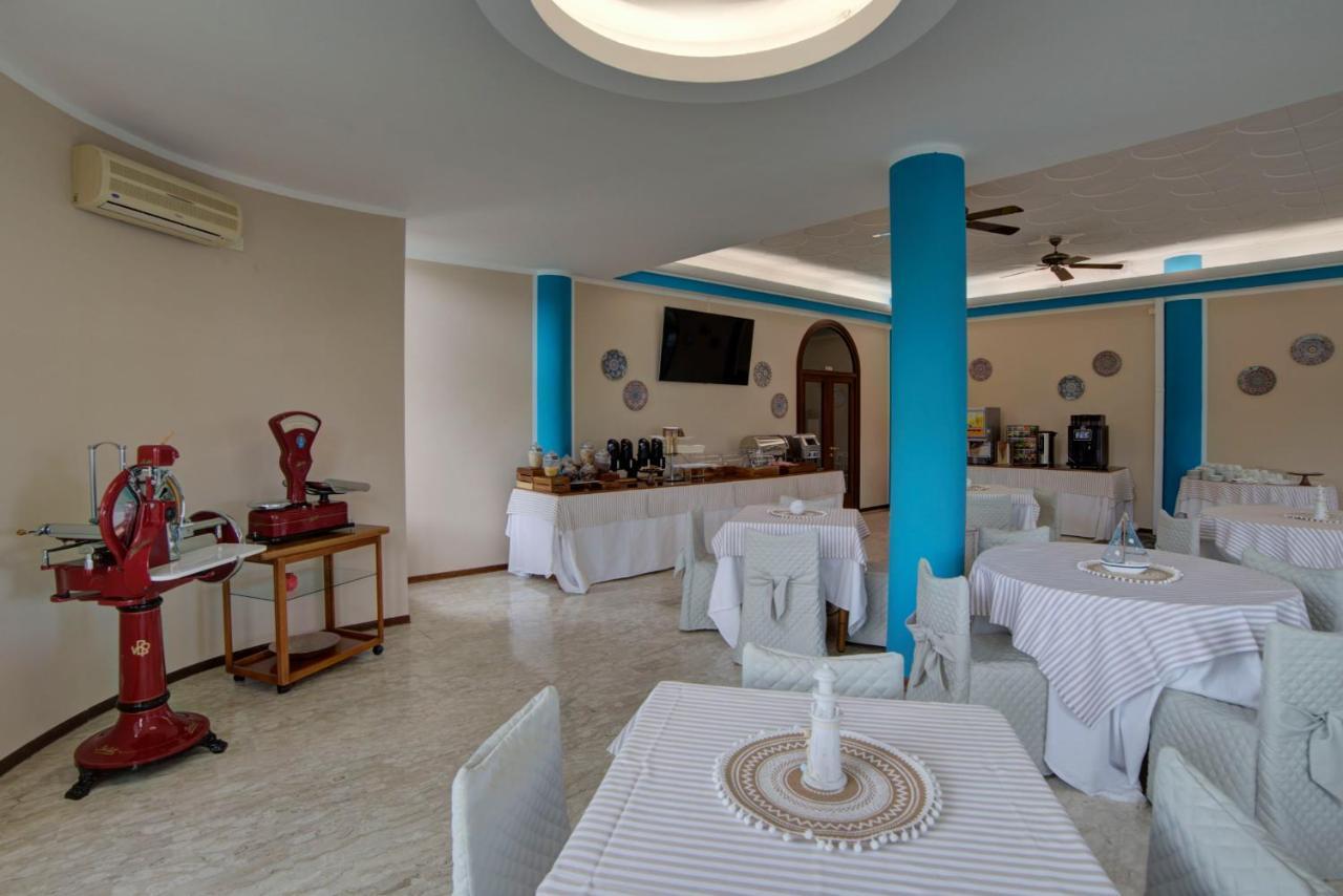 Hotel Sporting Vasto Kültér fotó
