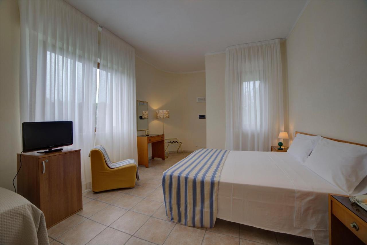 Hotel Sporting Vasto Kültér fotó